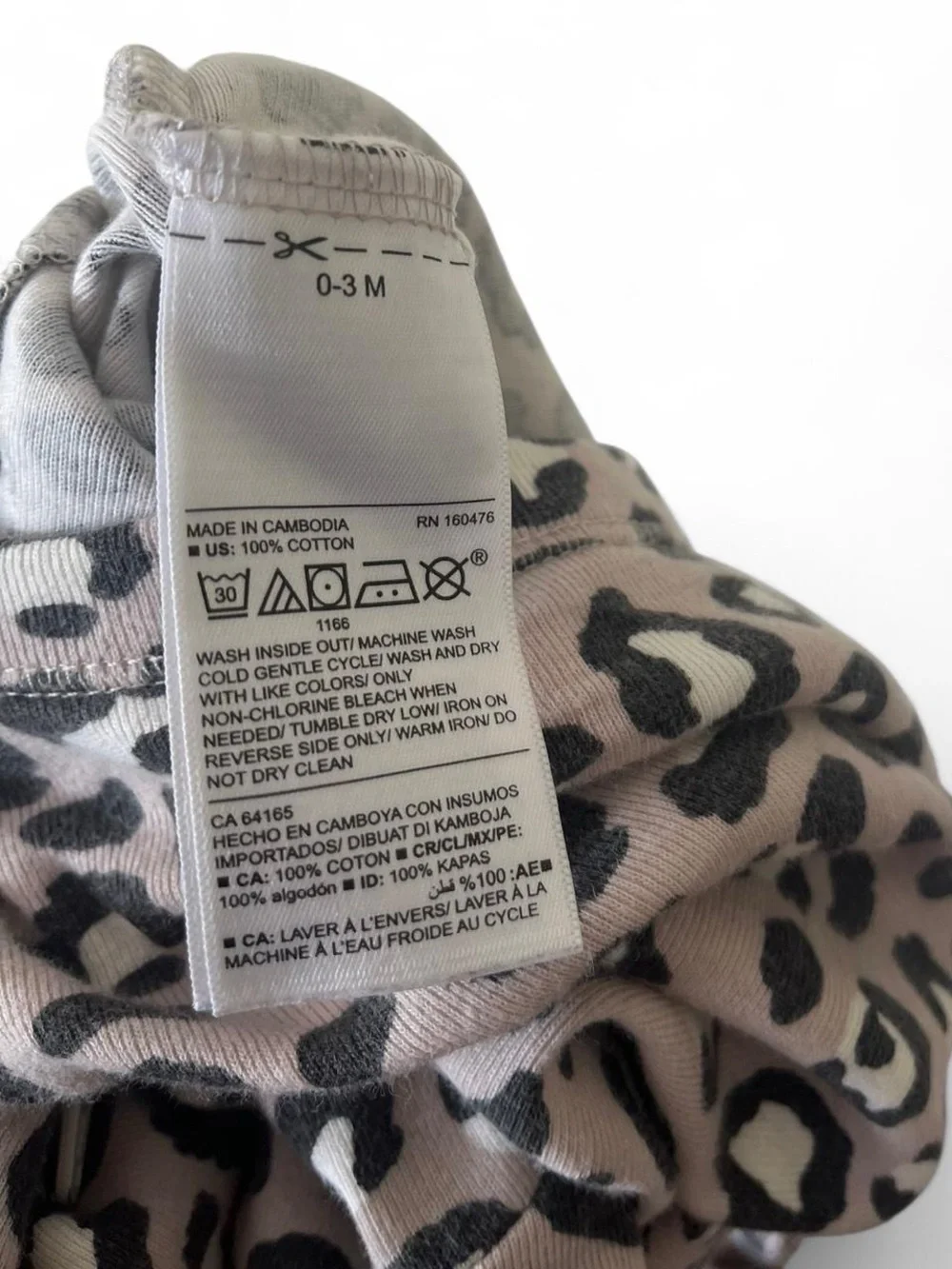 0-3M Girl 100% Cotton Old Navy One Piece Cheetah Print Coverall Sleeper Onesie